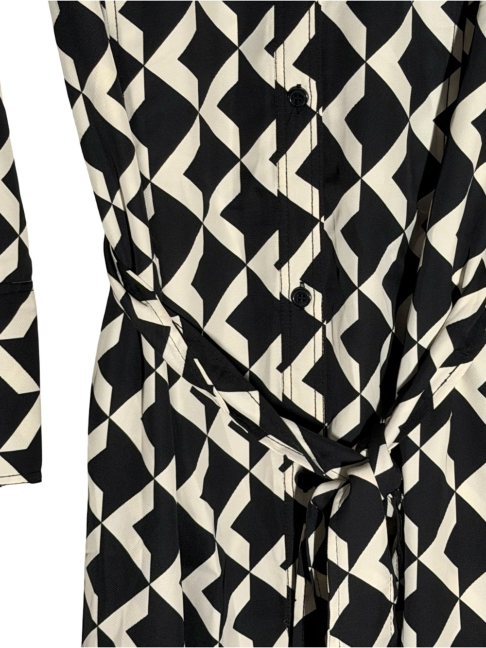 H&M Tie- Belt Shirt Dress With White and Black Geometric Classic Design - Picture 3 of 9